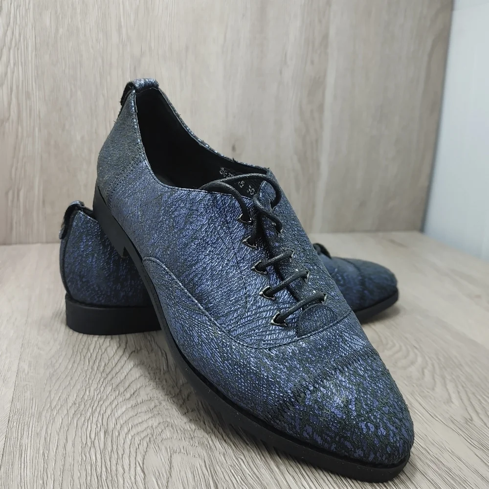 Blacksheep Empire‎ Lace Up Oxford Flats Shoes Blue Black Textured Leather 36